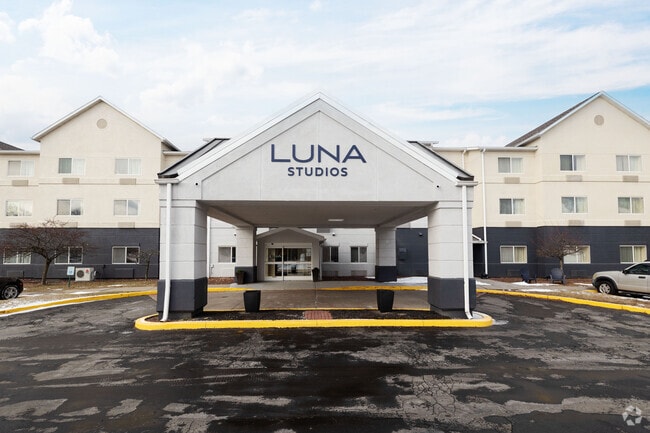 Photo - Luna Studios