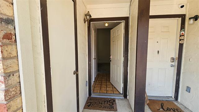 Photo - 550 E Windsor Dr