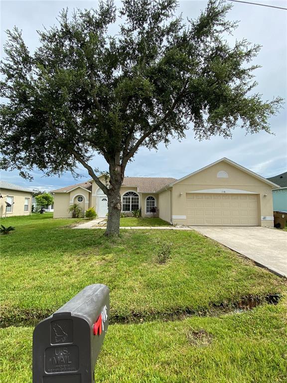 Photo - 208 Abbotsbury Dr