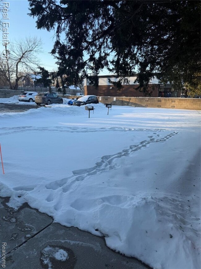 Photo - 25835 Lahser Rd Unit 5