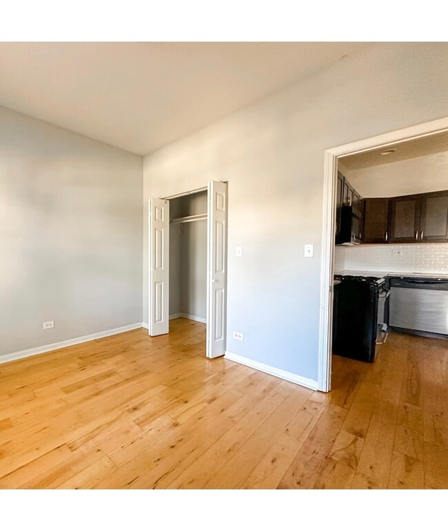 Photo - 3811 W Hirsch St Unit 2