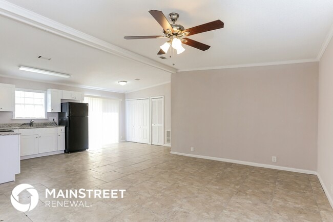 Photo - 7303 Thatcher Ave