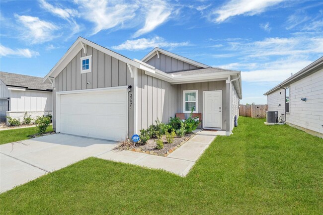 Building Photo - 23823 Escardilla Dr
