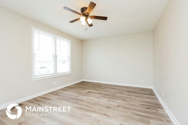 Photo - 410 Watts Dr