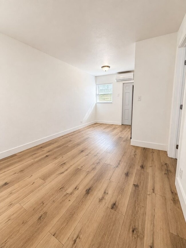 137 SW 5th Ct Unidad 2