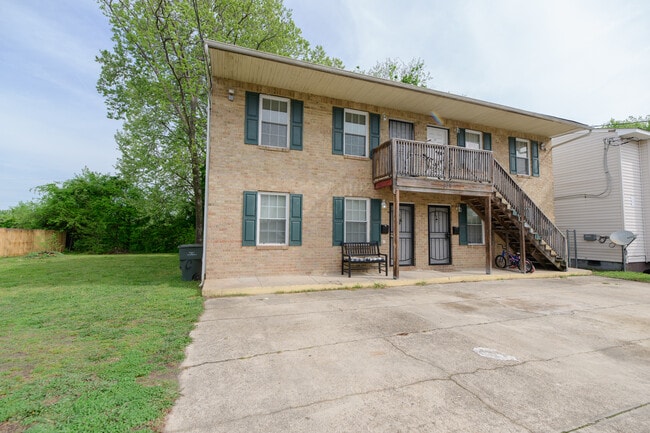 Photo - 834 C Ave Unit A