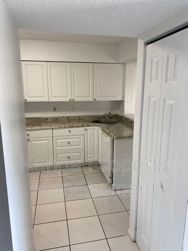 Photo - 11405 NW 35th St