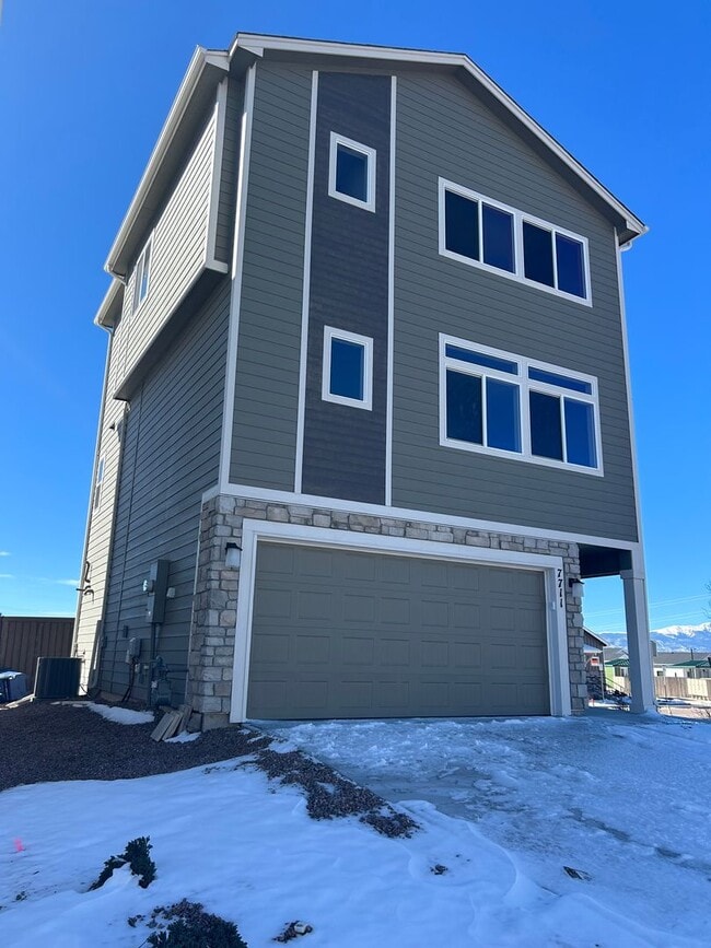 Photo - New build 3 bed, 2.5 bath, 2 car garage