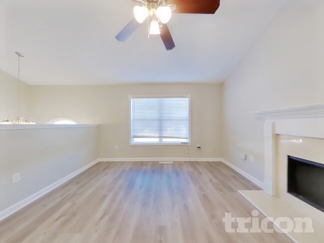 Photo - 166 Millwheel Dr