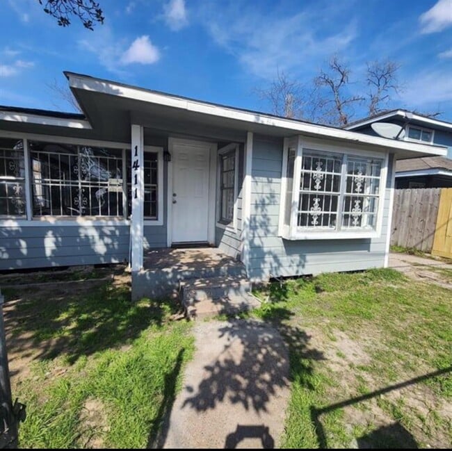 Building Photo - 1411 E 36th St Rental