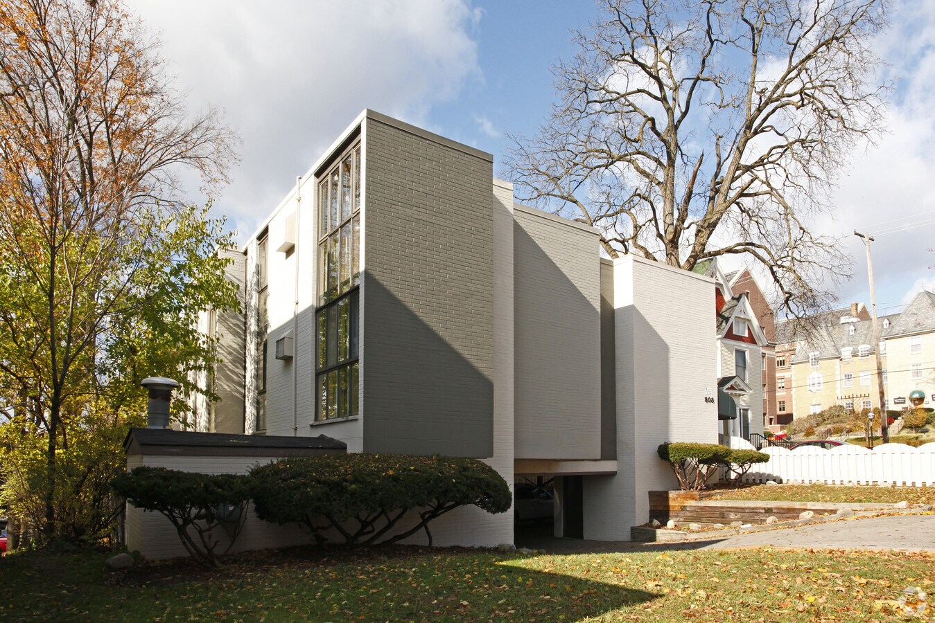 Photo - 808 Oakland Ave