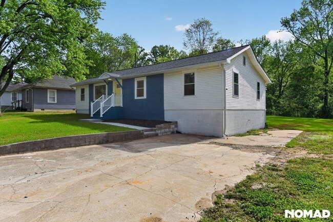 Photo - 866 Wellman St