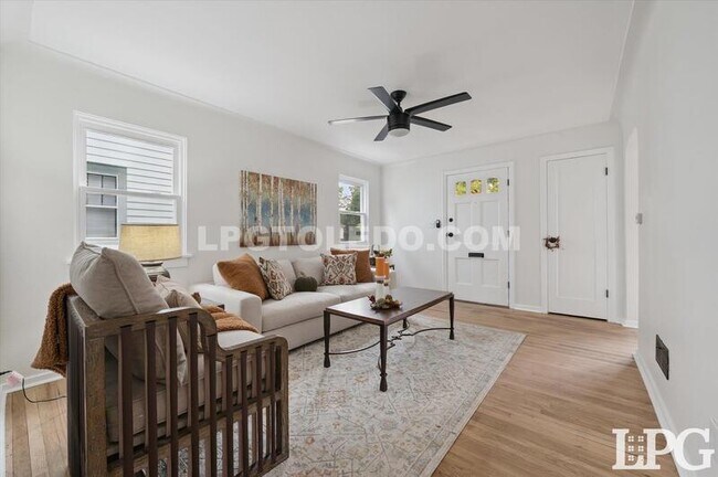 Photo - 2736 Northwood Ave