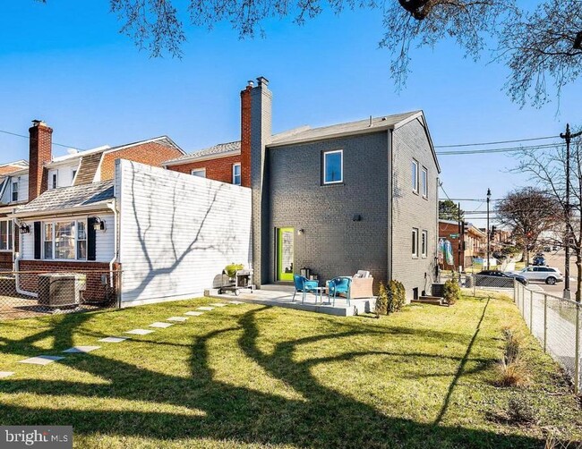 Photo - 400 Riggs Rd NE