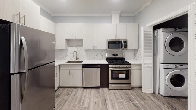 Photo - 680 Grand St Unit 503