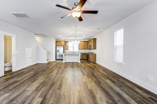 Photo - Sumner Village