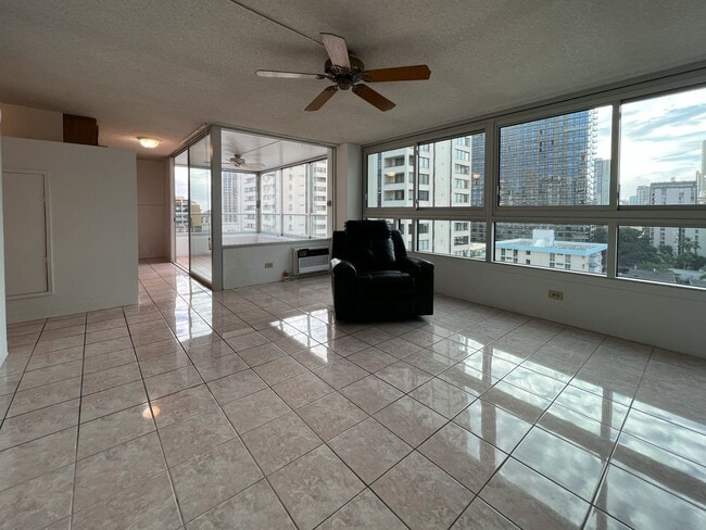 Photo - 1BD/BA at Waikiki Townhouse. Spacious, great views. Unit 1103