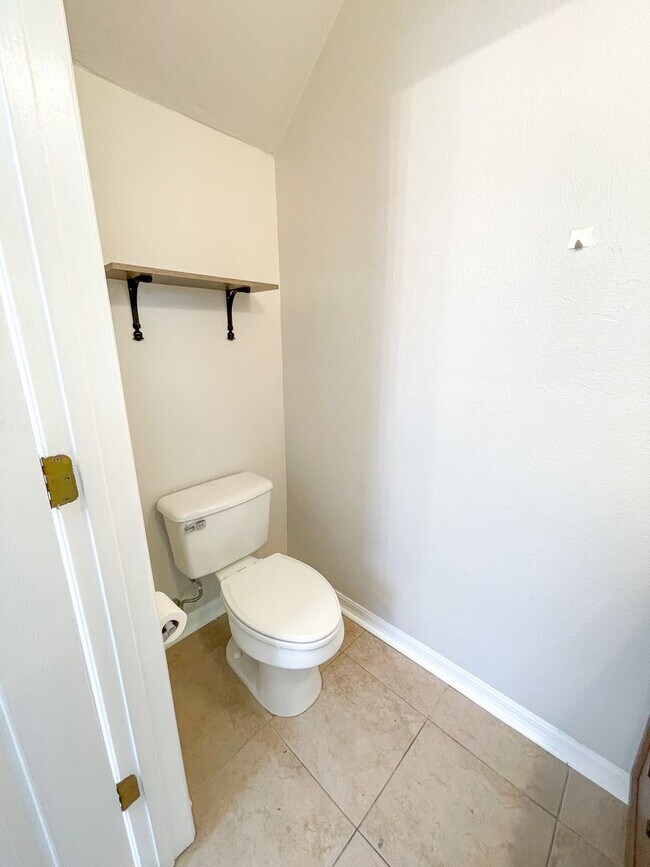 Photo - Victoria Station #123