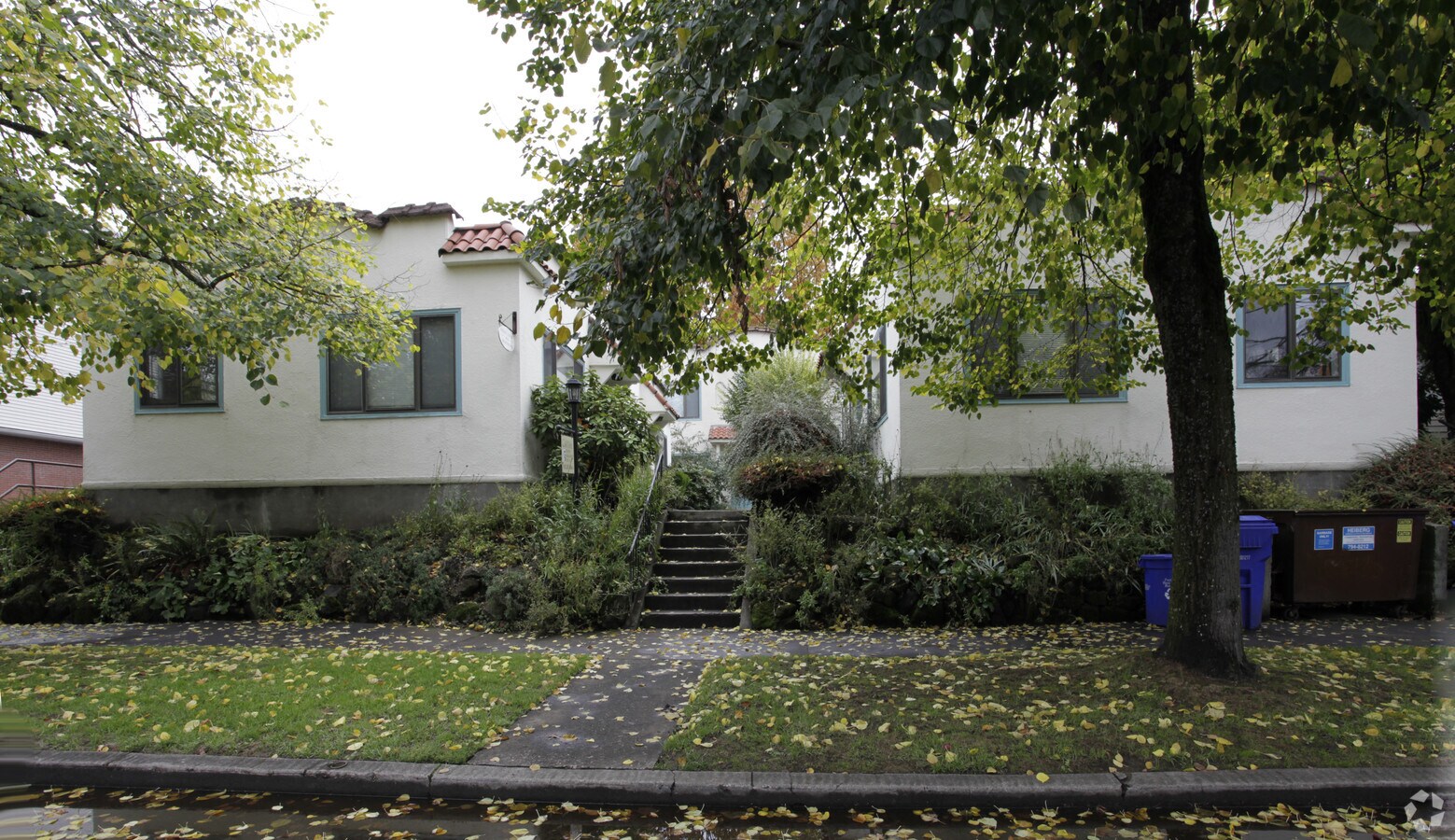 Photo - Pacific Court