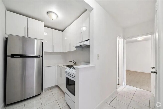 Building Photo - Fully Renovated 1Bedroom 1Bathroom Unit C28 Rental