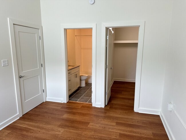 Photo - Wiseman & High Apartments