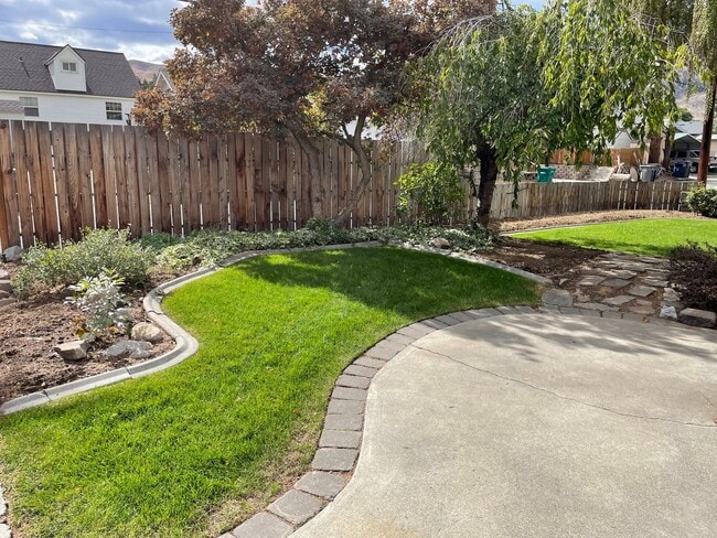 Photo - Charming 3-Bed, 2-Bath Home for Rent – Gre...