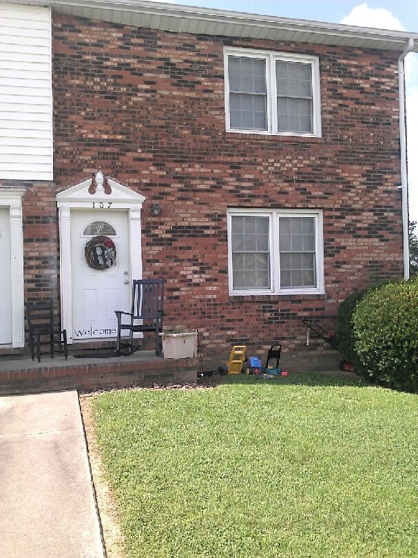 Photo - 107 London Apartment Unit 1