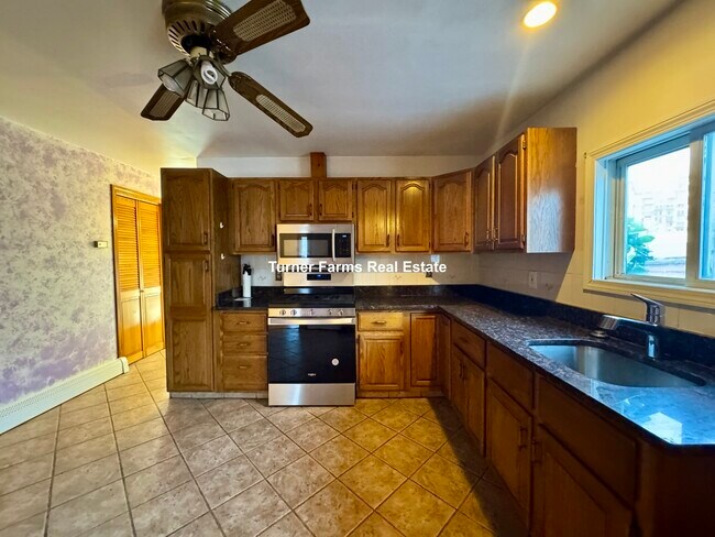Photo - 67 Gore St Apartments Unit 2F