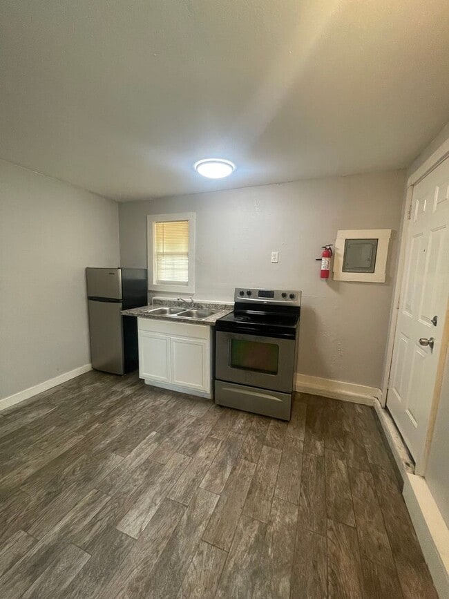 Photo - 902 W Lakeside Dr Unit 902 W. Lake Side Dr A