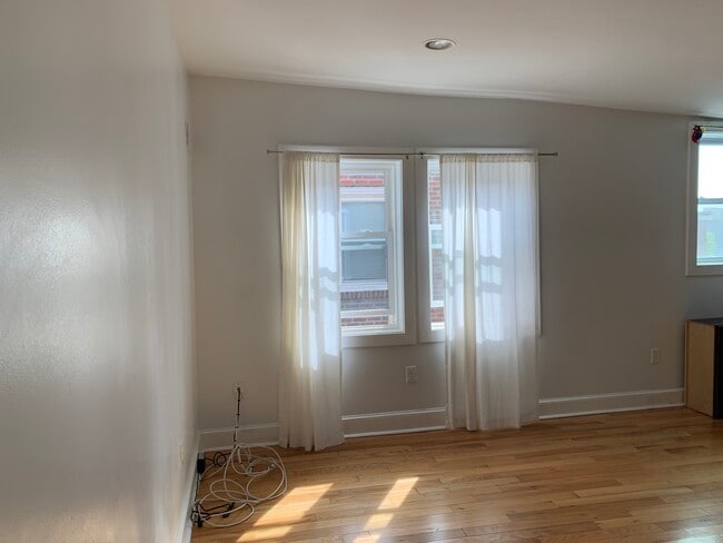 Photo - 39 Cricket Ave Unit Third Floor