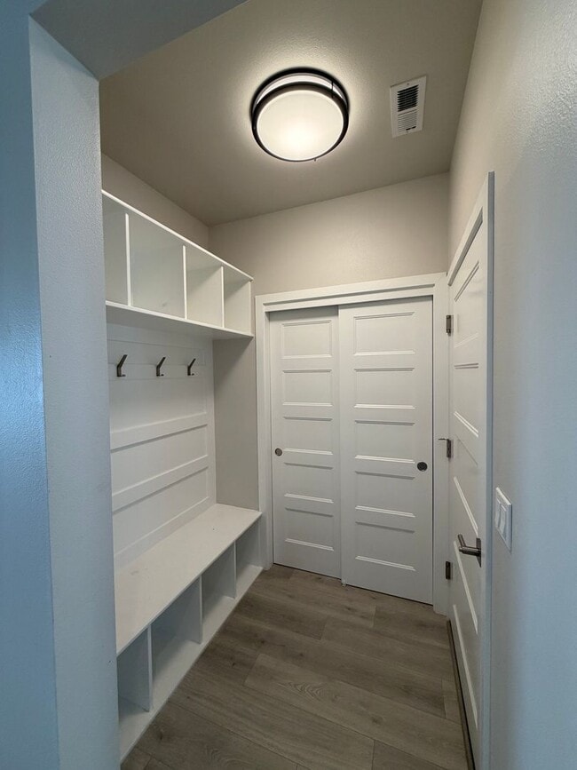 Photo - Gorgeous 4 bed, 2.5 ba in Richland's Westcliffe Neighborhood