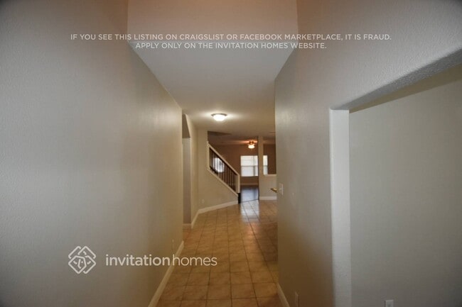 Photo - 652 Creekview Dr