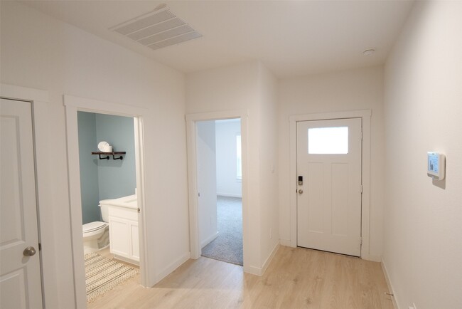 Photo - 1303 Lucciola Ln