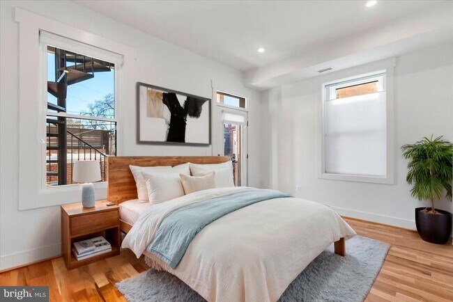 Photo - 3169 18th St NW