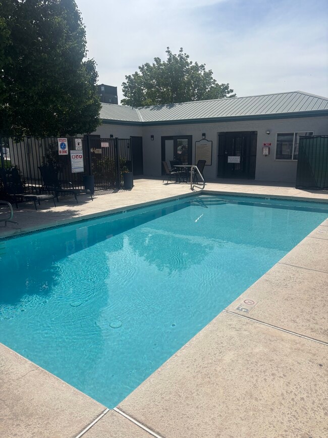 Photo - Lifestyles at Renaissance