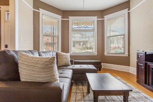 Photo - West Silver Street Bottom Apartment Unit West Silver Street Bottom Apartment