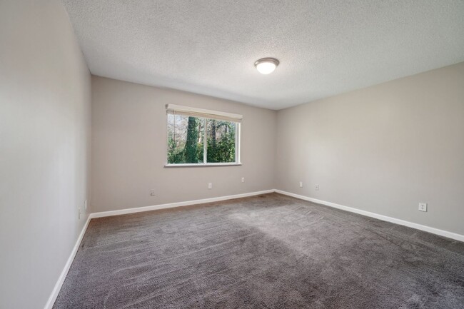 Photo - Park On Valley