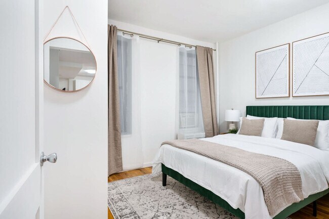 Photo - 319 E 109th St Unidad ID1021947P