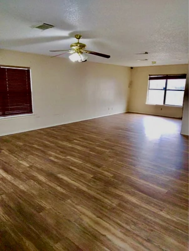 Photo - 5927 Encanto Point Dr