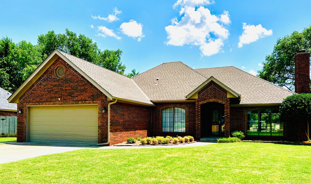 Beautiful 3BD 2BA Located in Edmond's Trai... - Beautiful 3BD 2BA Located in Edmond's Trai...