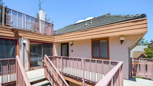 Photo - 4149 El Camino Way Unidad F