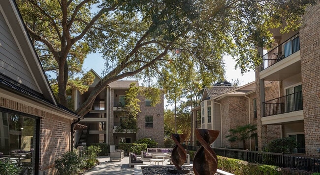 Photo - Town Center Crossing