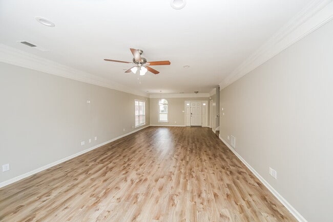 Photo - 6423 Cheyenne Dr