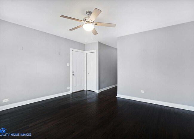 Photo - 8549 S Aberdeen St Unidad 8549-1 S. Aberdeen St.