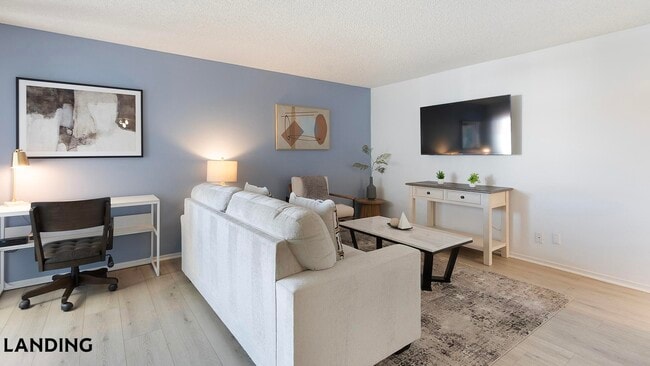 Photo - 1455 E Katie Ave Unidad K20