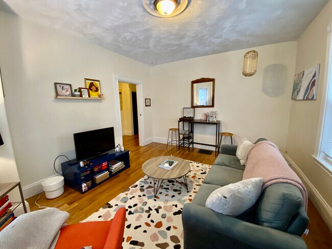 Photo - 30 Egleston St Unit 1