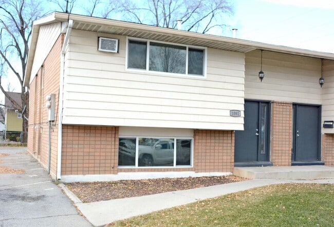 Photo - 1087 N 150 W