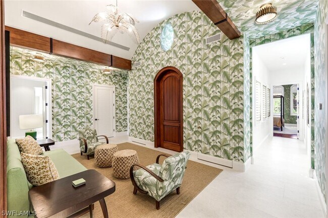 Photo - 2904 Tiburon Blvd E