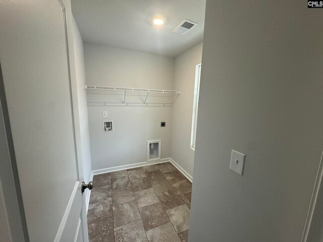 Photo - 2040 Armada Rd
