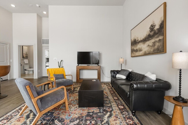 Photo - 5820 1/2 Cameron Rd Unidad FL1-ID1295731P